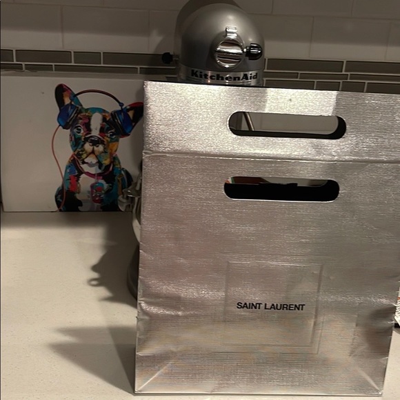 YSL - Picture 8 of 8